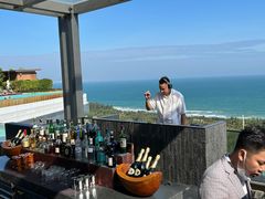 -瑰丽酒店·海吧·天际下午茶·现场DJ·天台酒吧