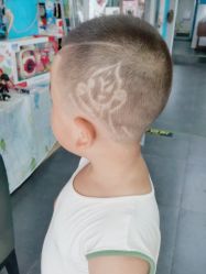 -萌宝专业儿童美发