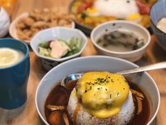 咖喱牛肉汉堡饭-红小满休闲餐厅(十全街店)