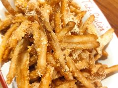 咸蛋黄特色薯条-Tubestation站点比萨(新世界大望路店)