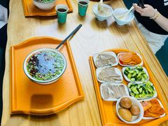 -兰河巷牛肉面(曲江店)