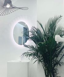 -AYO SALON