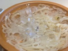 -龍歌自助小火锅(市南金茂湾店)
