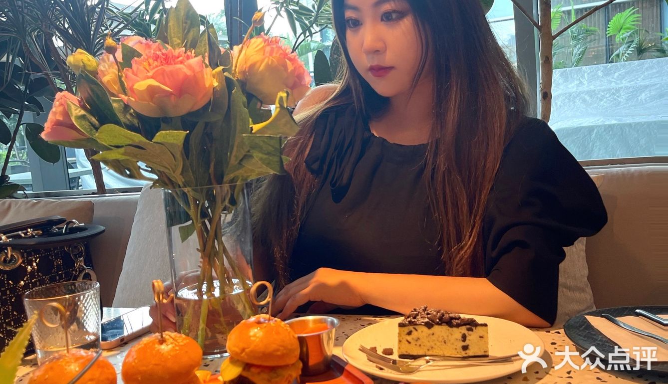 沈阳新晋名媛打卡地 来他家店里吃饭的都是美女