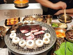 -草家酱蟹炭火烤肉店(珲春南路一店)