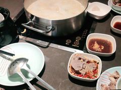 -捞王锅物料理(上海世茂广场店)