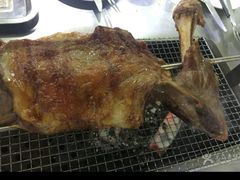 -万宝财富商业广场