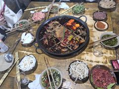 -正南齊北重庆老火锅(光华村直营店)