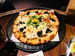 -The ROOF (通盈中心店)