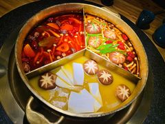 奔驰锅-湊湊火锅·茶憩(东城万达店)