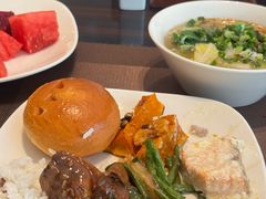 -丽都皇冠假日酒店·Matrix亦餐厅(望京店)