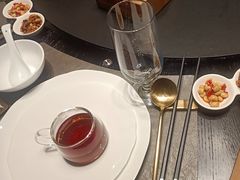 -忆江南·临江鱼馆