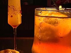 -饮湖威士忌鸡尾酒吧