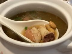 黄豆猪手汤-建国328小馆