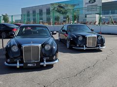 -金港秋名山·双层卡丁车场