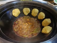-哈尔滨烧烤·山河村铁锅炖(交大店)