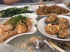 蒜蓉烤鲍鱼-覃记海鲜美食餐厅