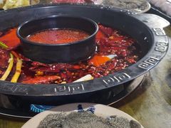 -黄潇洒老火锅(九眼桥宏济巷店)
