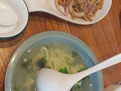 -东来菜馆•手抓海鲜家常菜•海鲜锅贴(鸽子窝店)