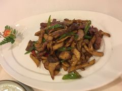 什菌炒牛柳条-潮皇食府(北京店)