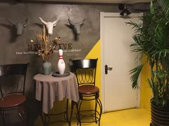 -HIGH FIVE哈福手工汉堡(桂林路店)