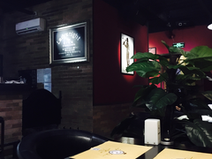 -红墙餐吧(大学城南亭店)