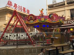 -亚龙湾亚泰商业街