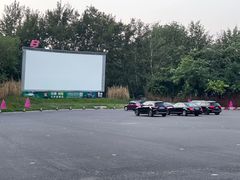 -枫花园汽车电影院(朝阳公园店)