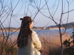 -亮河湾山庄