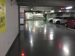 -189弄购物中心-地下停车场