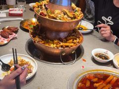 -老佛爷铜炉蛙锅(东门老街店)