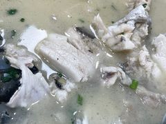 -雪湖煜辰鱼头老店(雪野湖店)