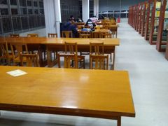 -湖北工业大学-图书馆