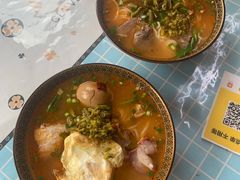 -肇兴特色牛肉粉