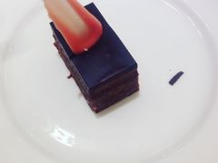 -南湖名都·景湖轩全日制餐厅·海鲜自助·东南亚风味·临湖而食