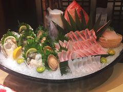东星斑海鲜拼盘-余欢领鲜火锅(新街口店)
