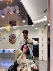 -INSTYLE造型·明星店