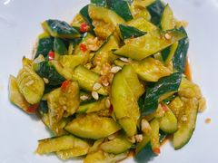 刀拍青瓜-佬湘楼(越秀城市广场店)