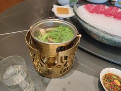 -鼎泰亨·海鲜牛肉餐厅(滨江店)