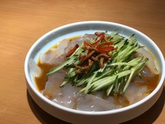 炒肉拉皮-天怡興·百年蒸饺(中心书城店)