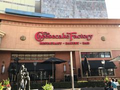 -The Cheesecake Factory(baldwin avenue)