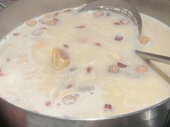 -尚尚仙·酸汤猪手·猪肚鸡火锅(华联万柳购物中心店)