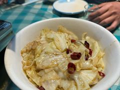 手撕包菜-昱龙大盆牛蛙馆(三兴街总店)