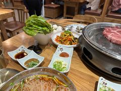 -青瓦餐厅·生鱼片·韩园烤肉(西塔店)