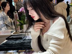 -王府井百货熙地港店