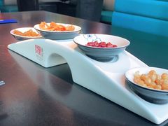 -凤凰湘语·海派湘菜(浦东旗舰店)