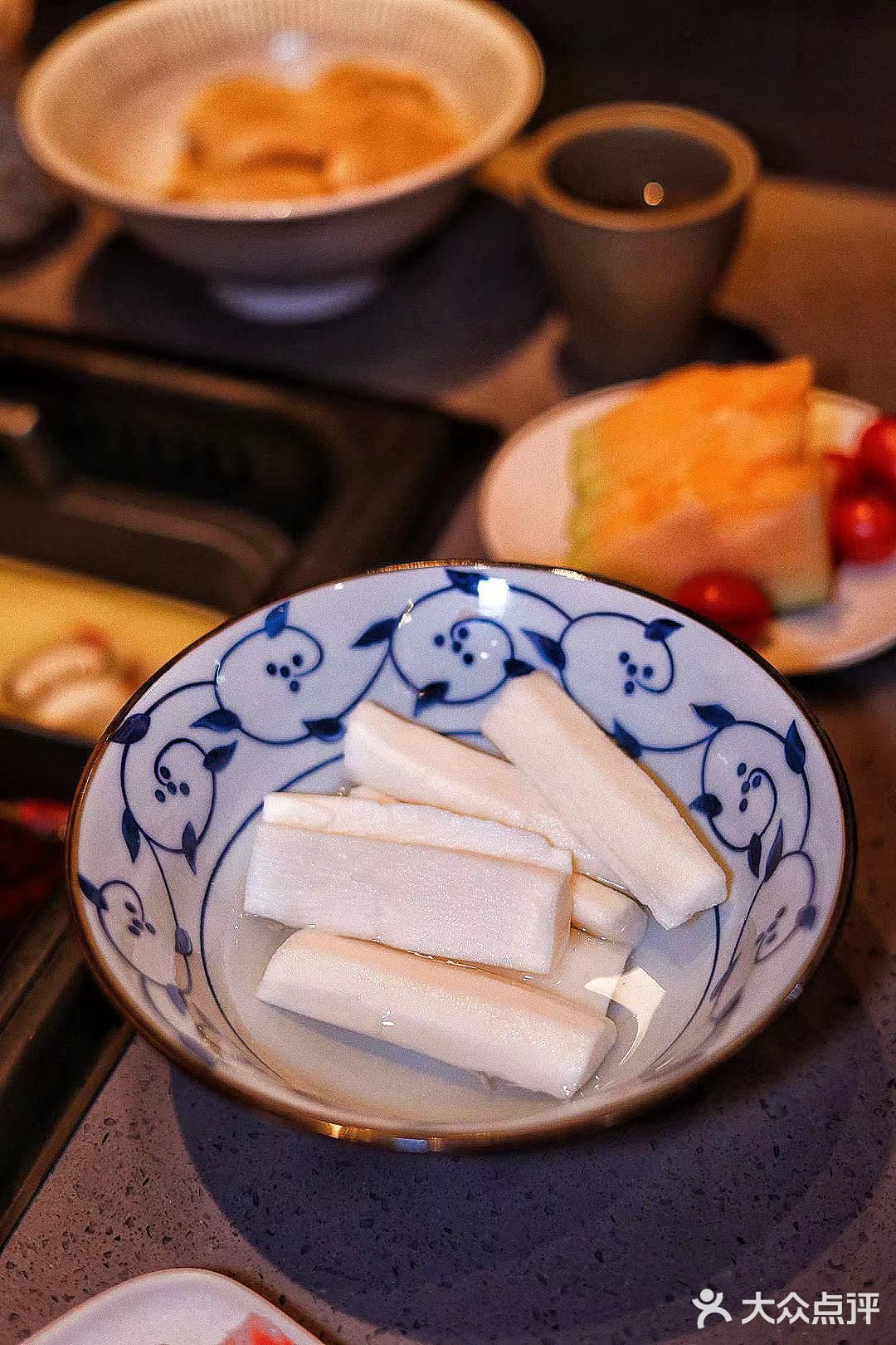 朋友聚会好去处，超好吃的巴奴毛肚火锅