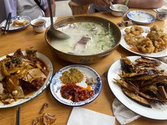 -美顺香食府鱼头老店(雪野湖店)