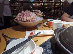 -洪氏嗨捞·广东猪肚鸡·椰子鸡火锅(西咸万象城店)