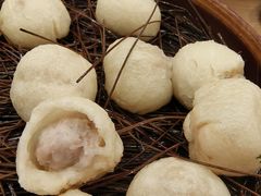 -佬钱湾仔(衣裳街店)